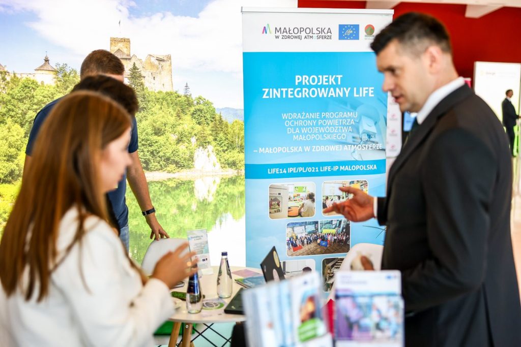 stoisko promocyjne Małopolski