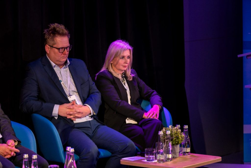 Uczestnicy panelu - konferencja Polska w zdrowej atmosferze